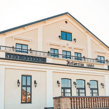 Helvecija 1880 Hotel Vrsac Buitenkant foto