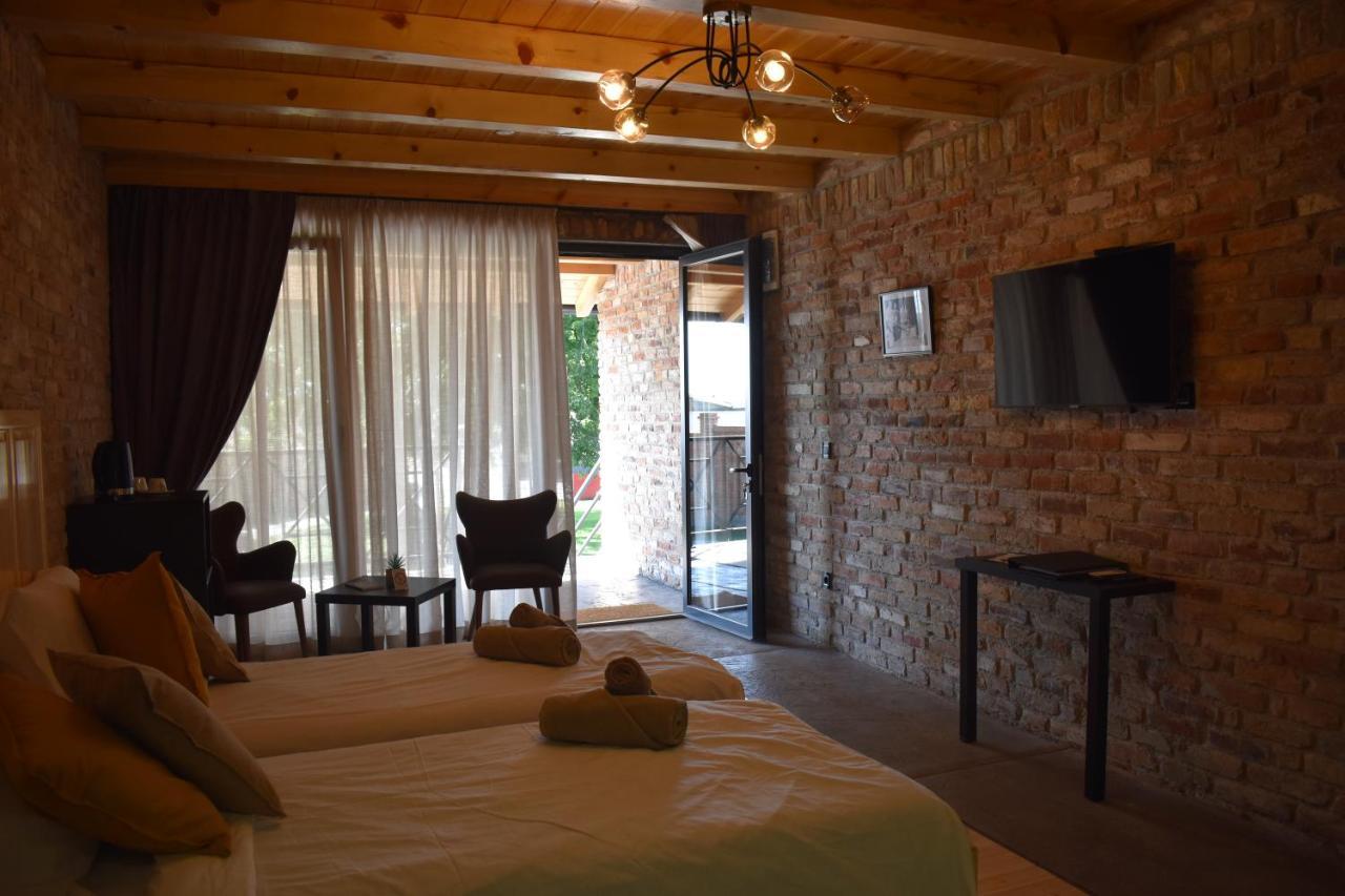 Helvecija 1880 Hotel Vrsac Buitenkant foto