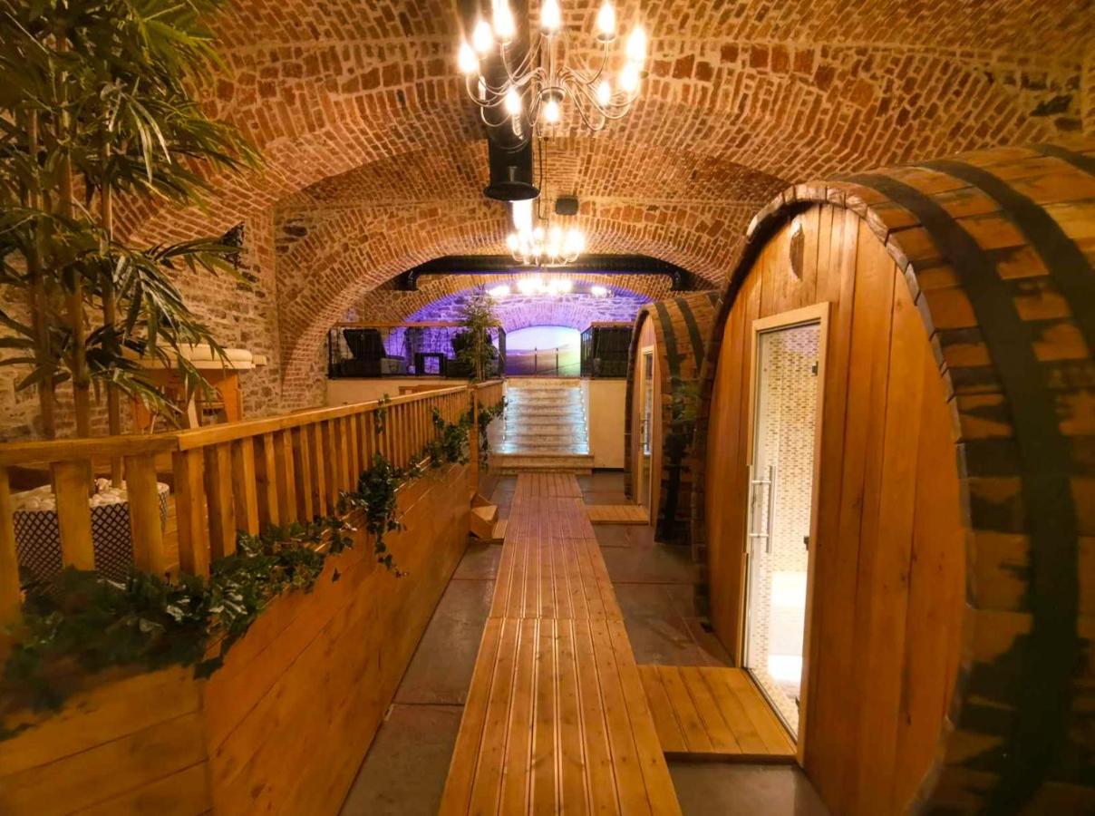 Helvecija 1880 Hotel Vrsac Buitenkant foto